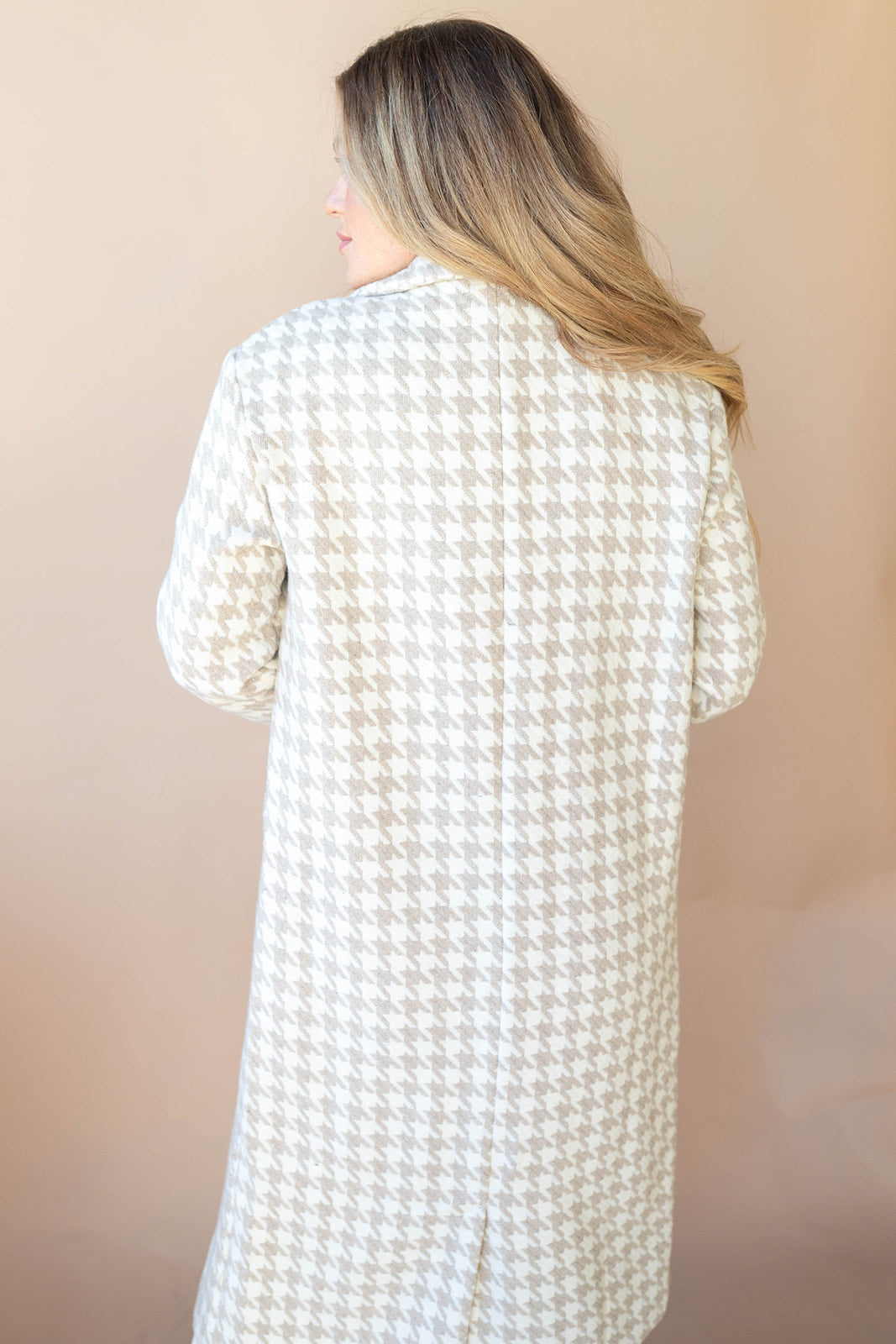 elegant houndstooth coat