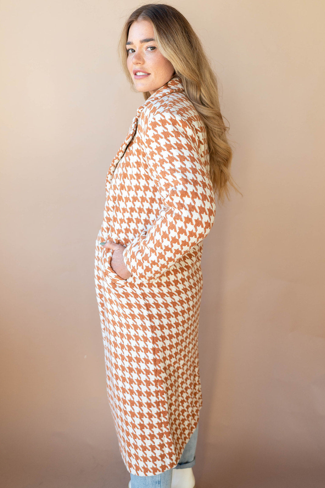 elegant houndstooth coat