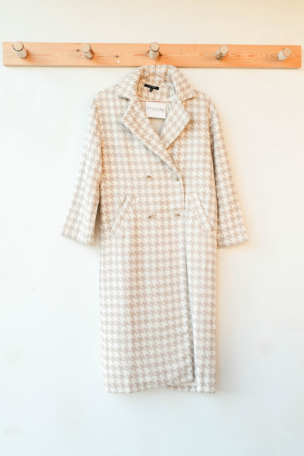 elegant houndstooth coat