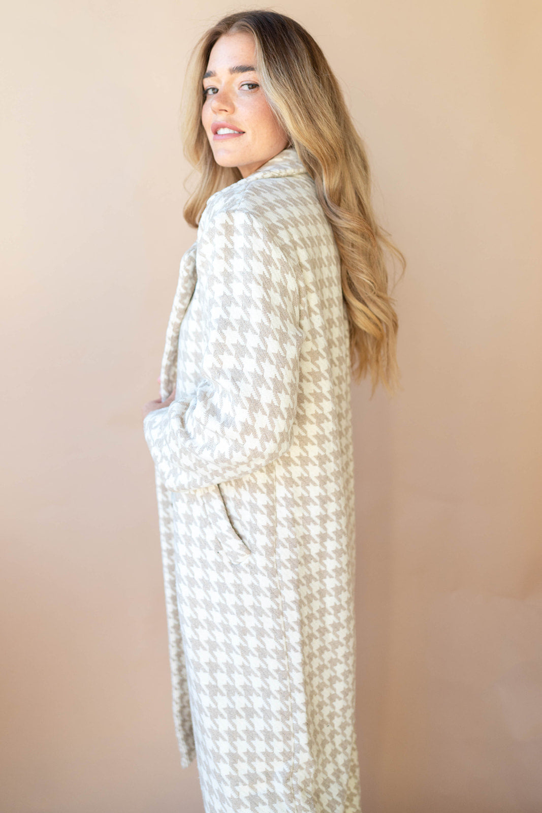 elegant houndstooth coat