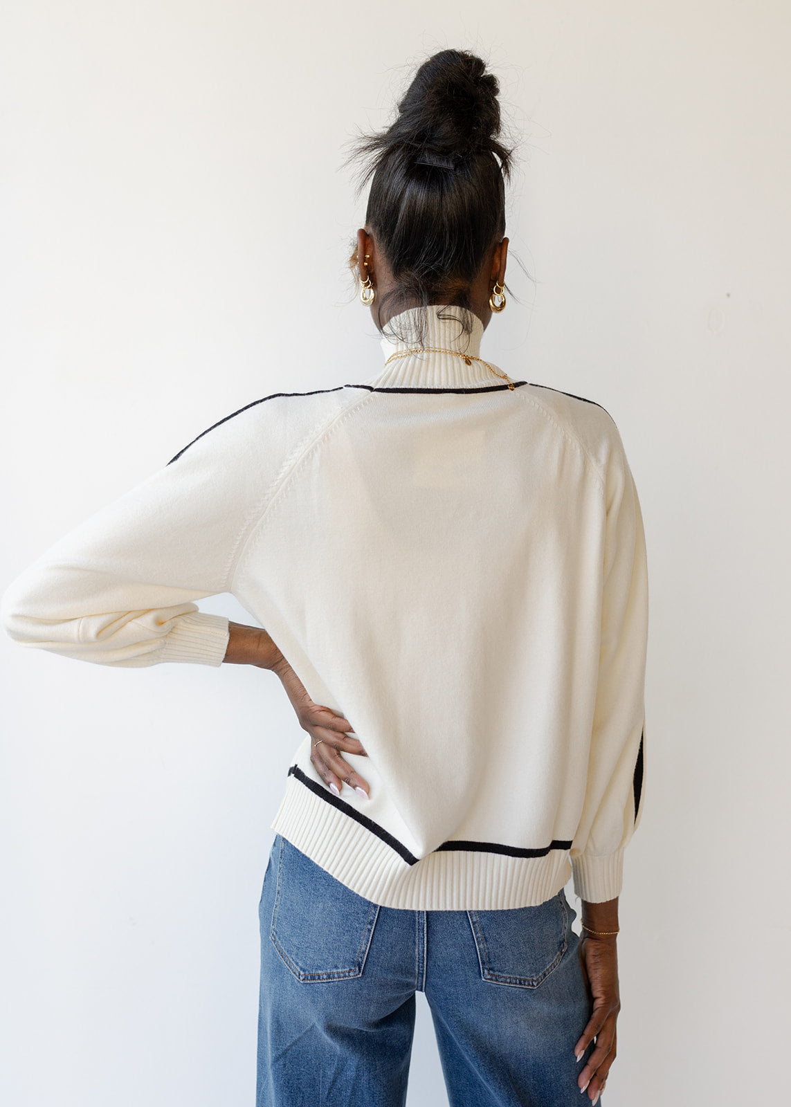 tina turtleneck sweater