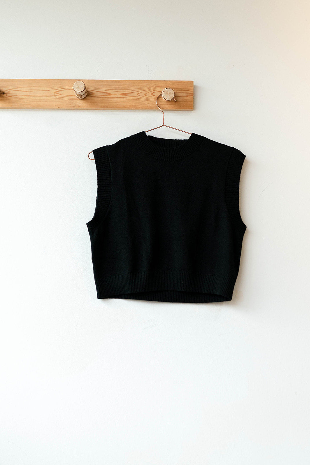 etta sweater layering tank